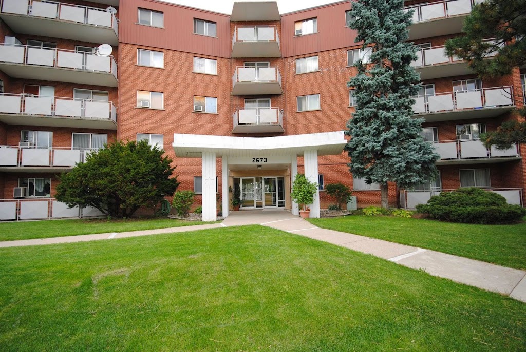 King Street Apartments | 2673 King St E, Hamilton, ON L8K 1Y6, Canada | Phone: (905) 578-7272