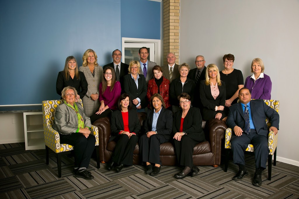 Realty Executives Home Towne | 3543 Pine Grove Ave, Port Huron, MI 48060, USA | Phone: (810) 982-1400