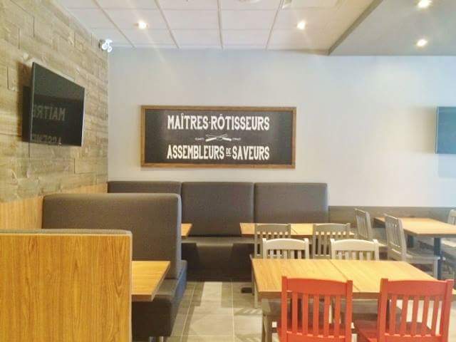 St-Hubert Express | 2133-B Boulevard des Laurentides, Laval, QC H7M 4M2, Canada | Phone: (514) 385-5555