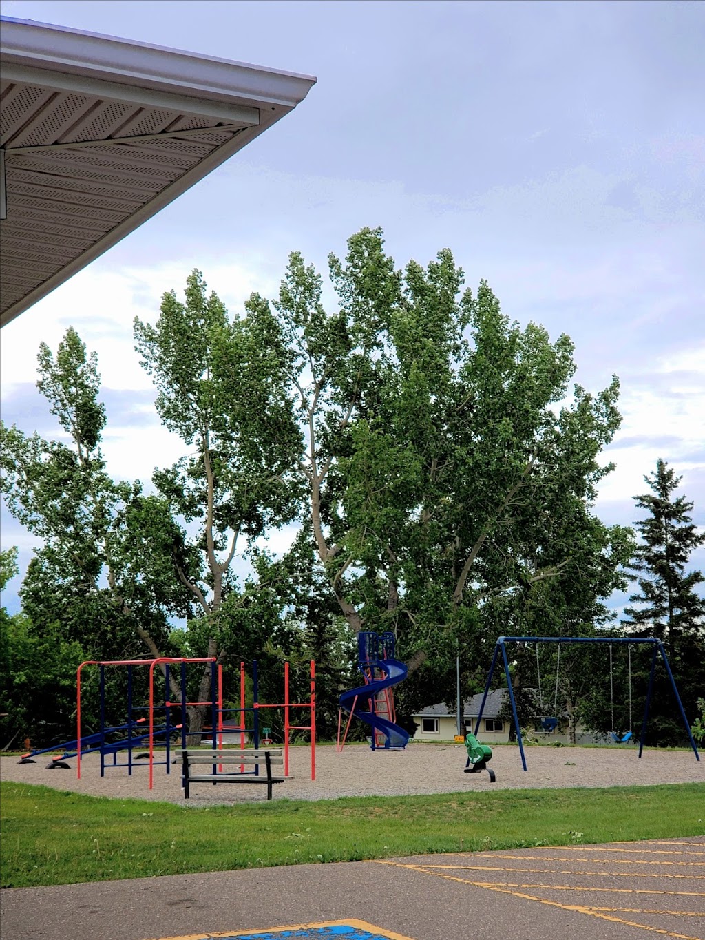 Highwood Park | Calgary, AB T2K 2G1, Canada