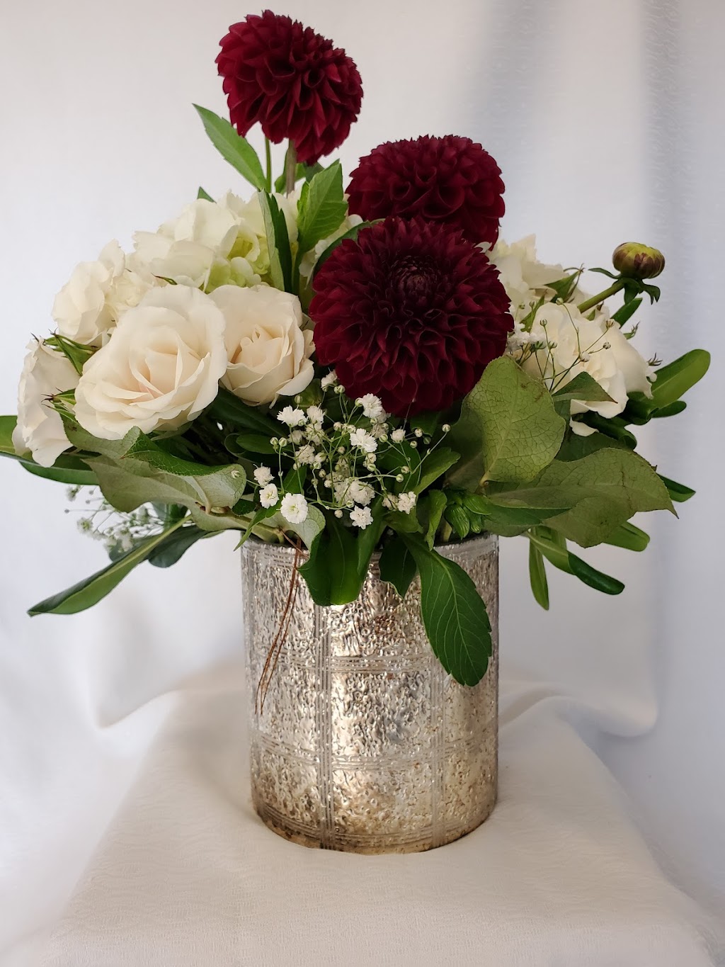 Ooh la la Florist | 5047 184 St, Surrey, BC V3S 0L5, Canada | Phone: (800) 848-7103