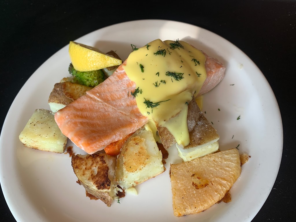Cardigan Lobster Suppers | 4557 Wharf Rd, Cardigan, PE C0A 1G0, Canada | Phone: (902) 583-2020