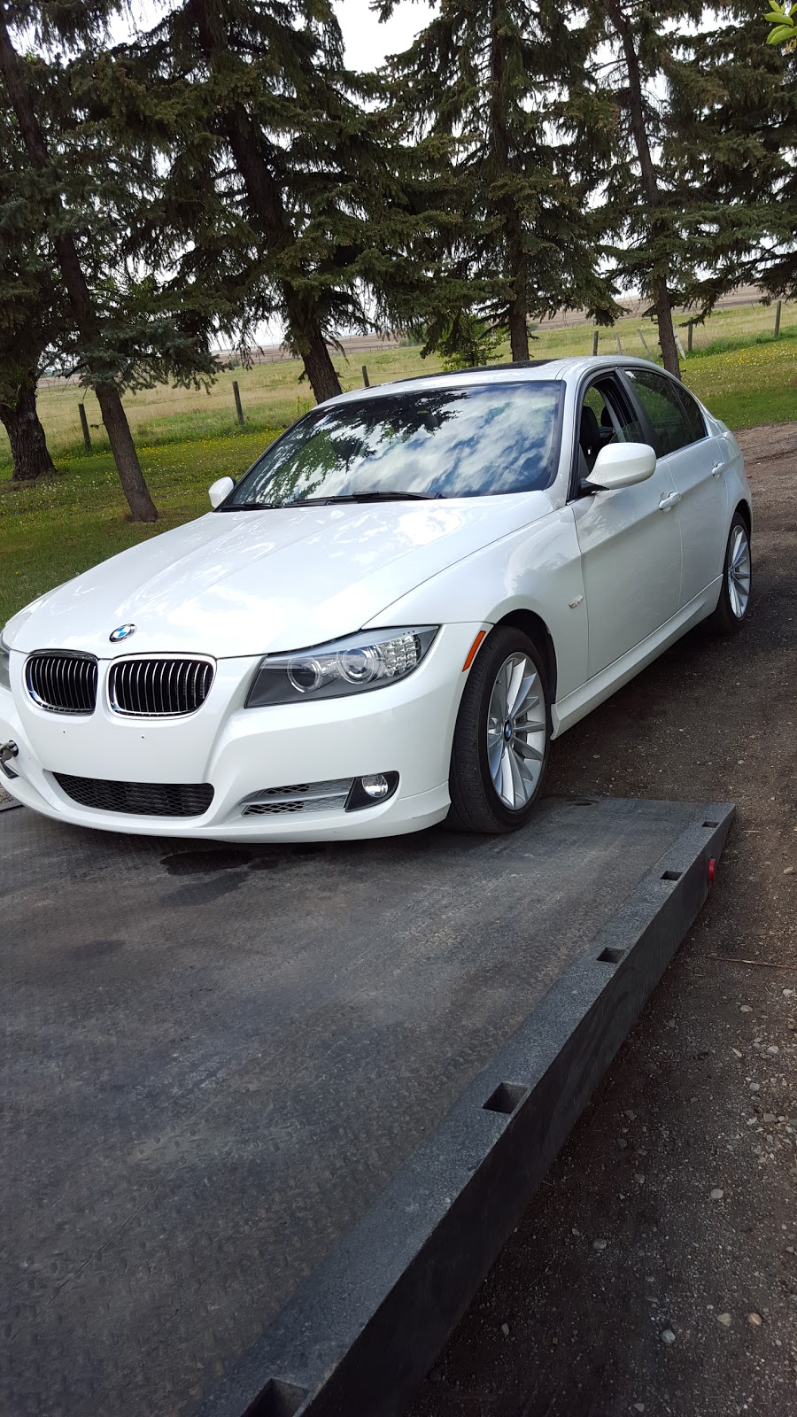 Js Auto Towing Ltd | 1525 38 St SE, Calgary, AB T2A 1G7, Canada | Phone: (403) 681-1155