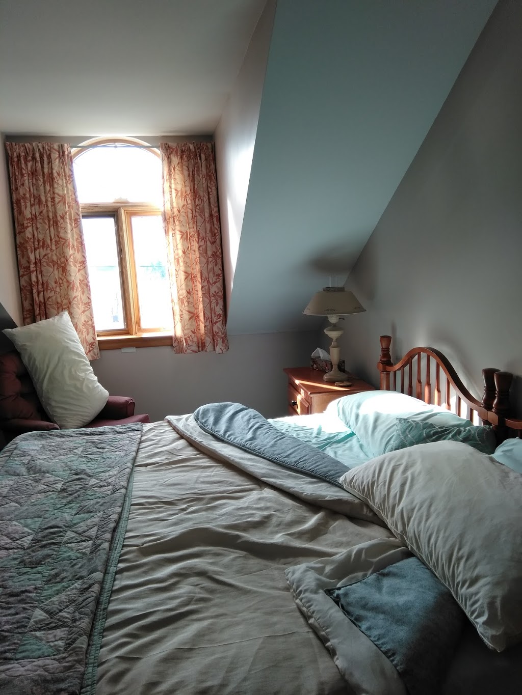 Rockhill Bed & Breakfast | 14225 Road 38, Sharbot Lake, ON K0H 2P0, Canada | Phone: (613) 279-3006