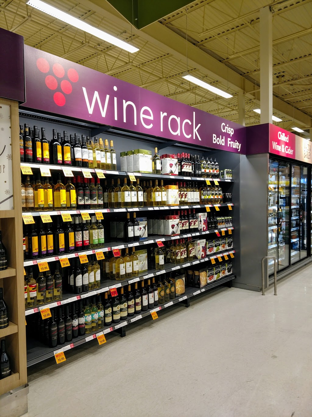 Loblaws | 400 Kent St W, Lindsay, ON K9V 6K2, Canada | Phone: (705) 878-4605