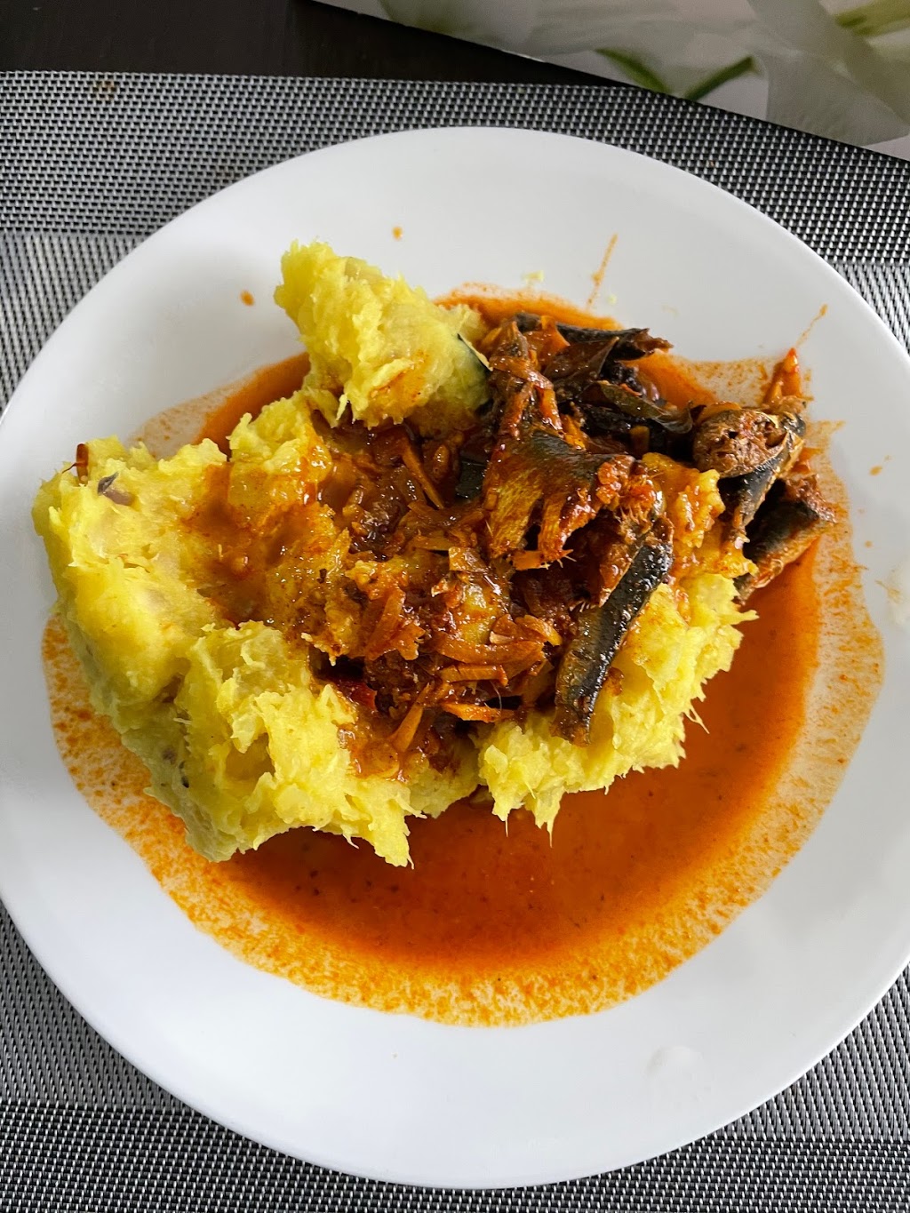 Foodie Palace | 8674 Lundys Ln, Niagara Falls, ON L2H 1H4, Canada | Phone: (905) 371-2727
