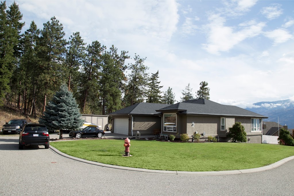 At The Top Of The Hill B&B | 5162 Morrison Ct, Peachland, BC V0H 1X2, Canada | Phone: (250) 767-9521