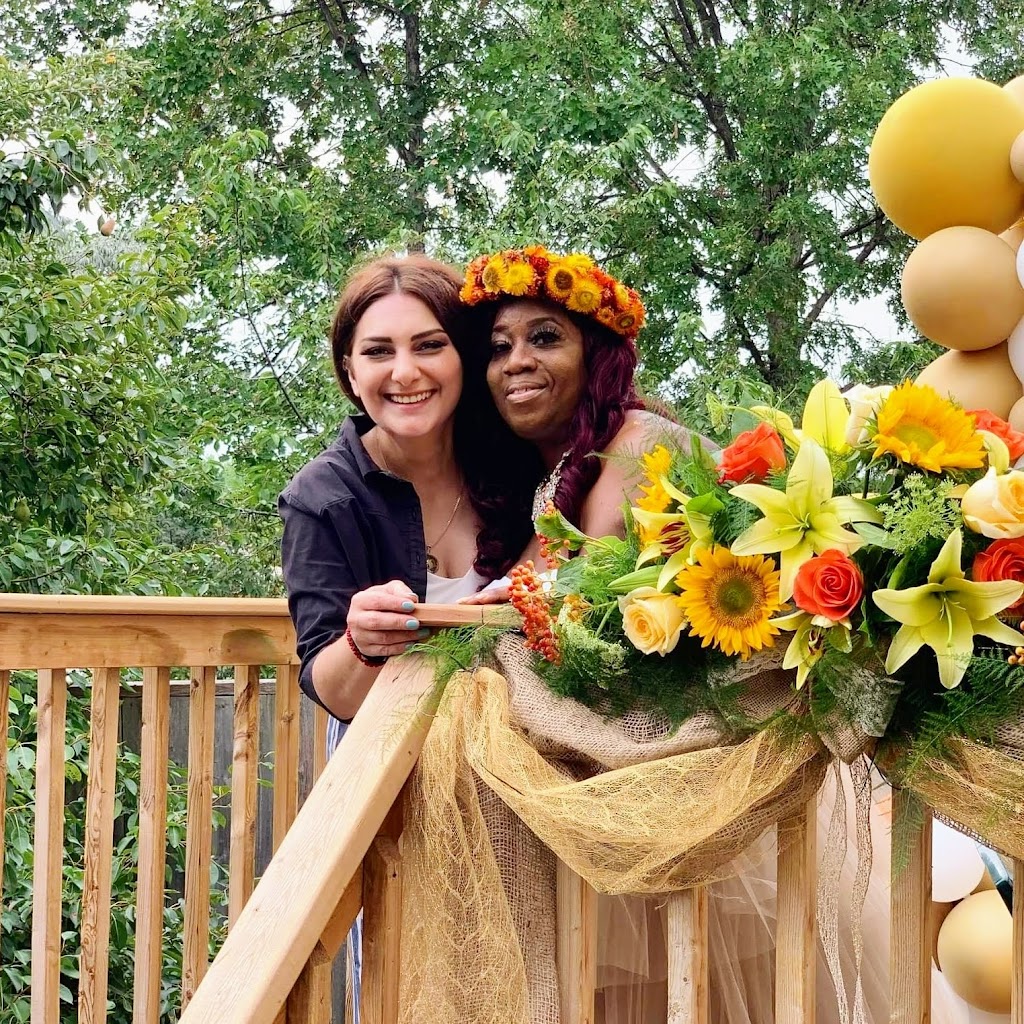 Million Flowers | 96 Burbank Dr, North York, ON M2K 1N4, Canada | Phone: (416) 358-4075