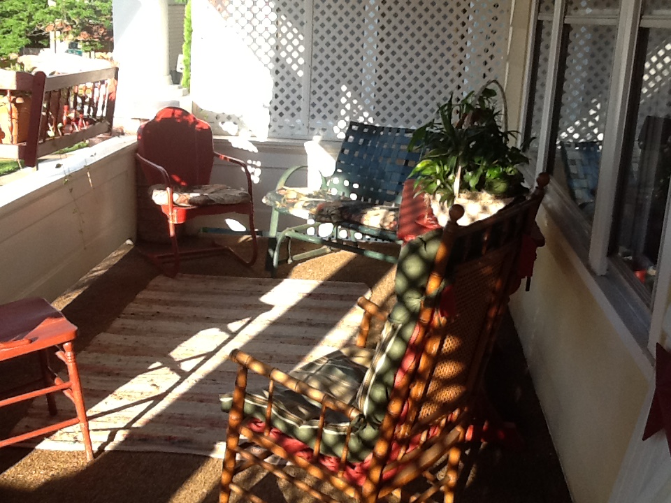 Niagara Getaway | 1441 Fort Ave, Niagara Falls, NY 14303, USA | Phone: (716) 990-4252