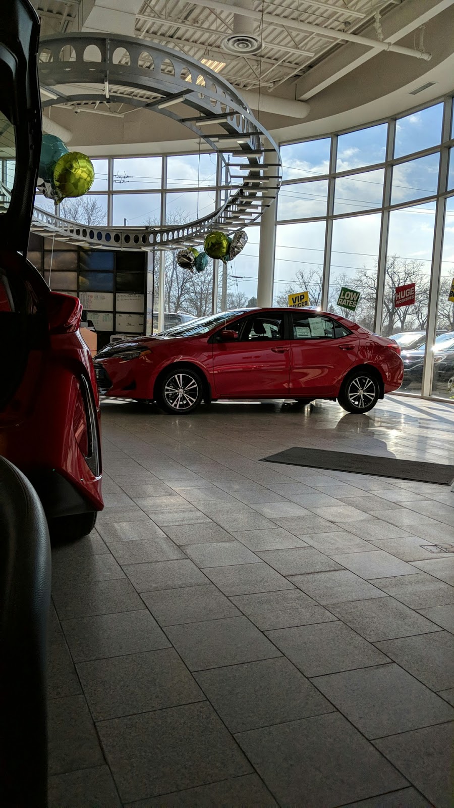 Red Hill Toyota | 2333 Barton St E, Hamilton, ON L8E 2W8, Canada | Phone: (905) 561-1202