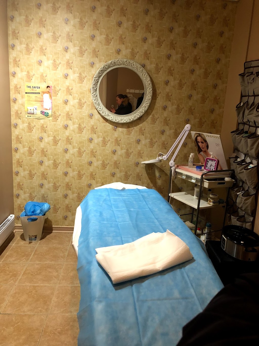 Riddhi Skin Care Spa & Esthetics | 627 Lyons Ln b5, Oakville, ON L6J 5Z7, Canada | Phone: (905) 456-9555