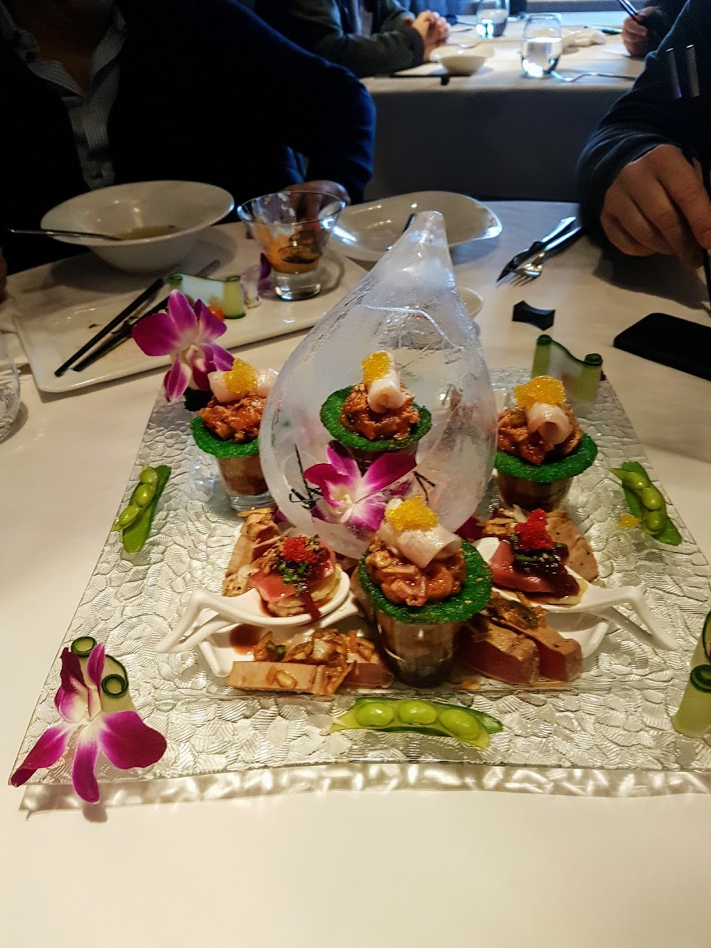 CHIYOKO Sushi Bar & Steakhouse | 2113 Rue Saint-Louis, Saint-Laurent, QC H4L 1P1, Canada | Phone: (514) 804-0581