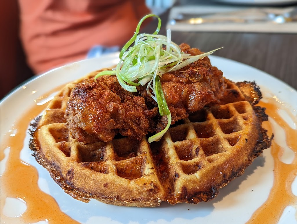 R + D Kitchen by White Spot | 4567 Lougheed Hwy., Burnaby, BC V5C 3Z6, Canada | Phone: (604) 416-4604