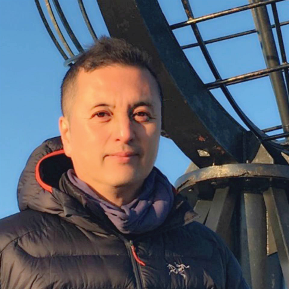 Voyages Simon Wu | 890 Rue Abbott, Saint-Laurent, QC H4M 1X4, Canada | Phone: (514) 825-5218