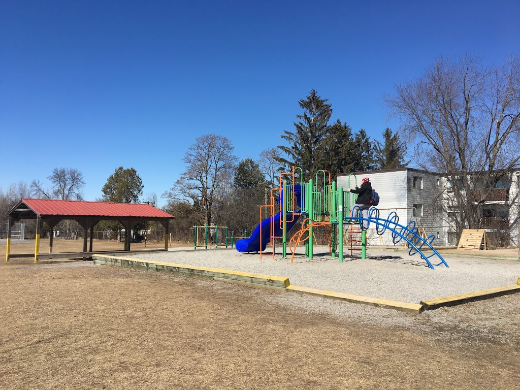 Highland Heights Public School | 430 Highland Rd, Peterborough, ON K9H 5J7, Canada | Phone: (705) 742-8321