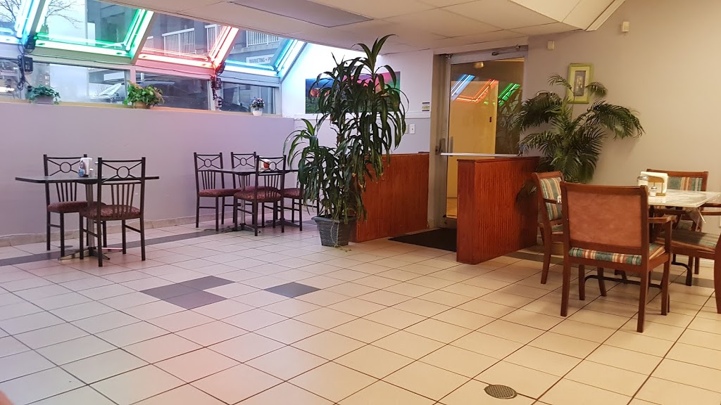 Victoria Latina Restaurant | 225 Wyandotte St W, Windsor, ON N9A 5X1, Canada | Phone: (519) 915-7778