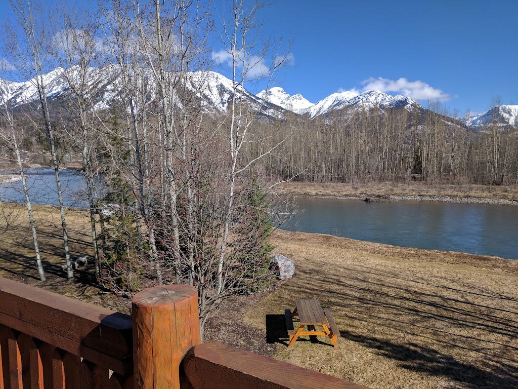 Home Waters Fly Fishing | 100 Riverside Rd, Fernie, BC V0B 1M1, Canada | Phone: (406) 672-7386