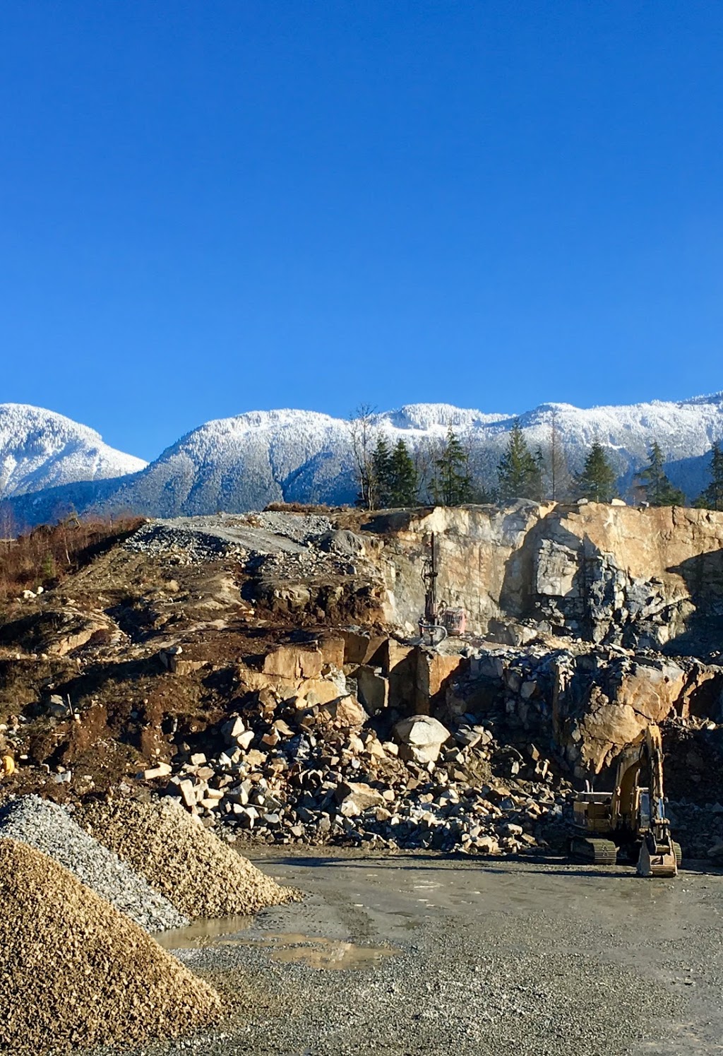 Stave Lake Quarry | 13361 Stave Lake Rd, Fraser Valley F, BC V2V 4J1, Canada | Phone: (604) 814-6666