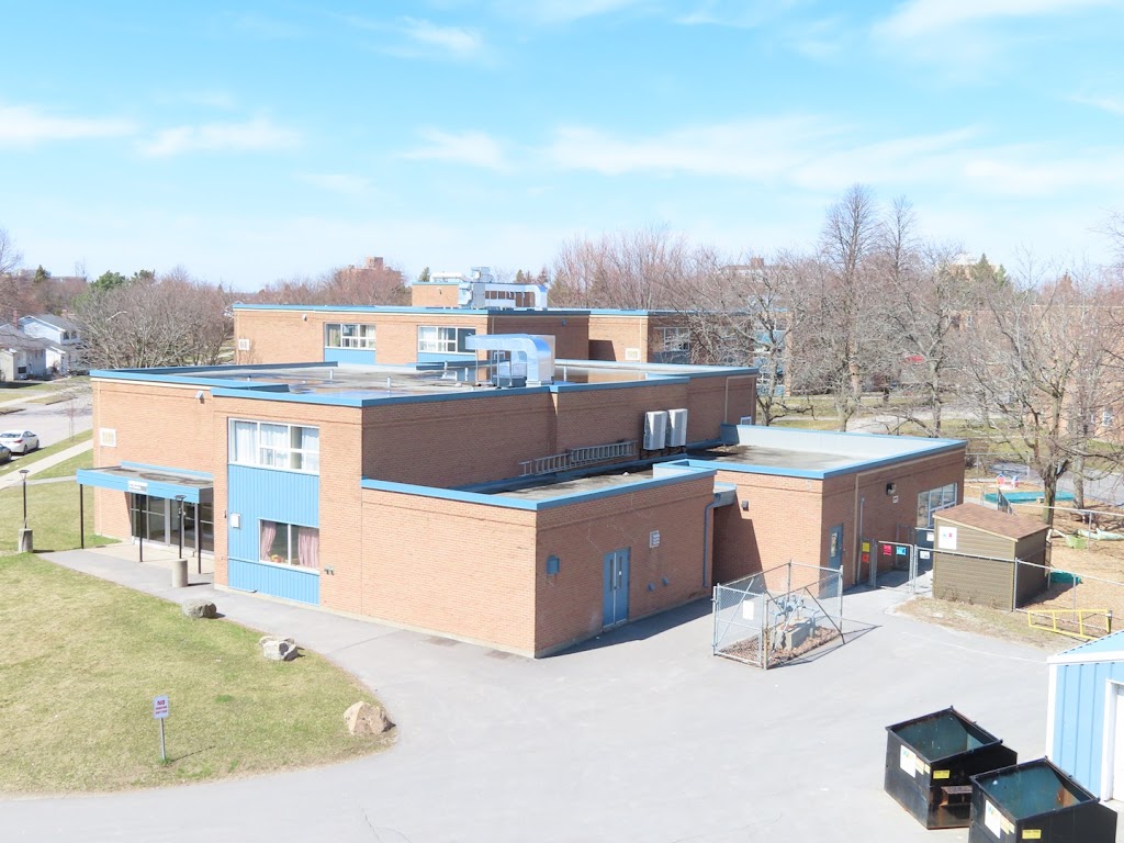 An Clachan Complex | 47 Van Order Dr, Kingston, ON K7M 2W8, Canada | Phone: (613) 533-2000