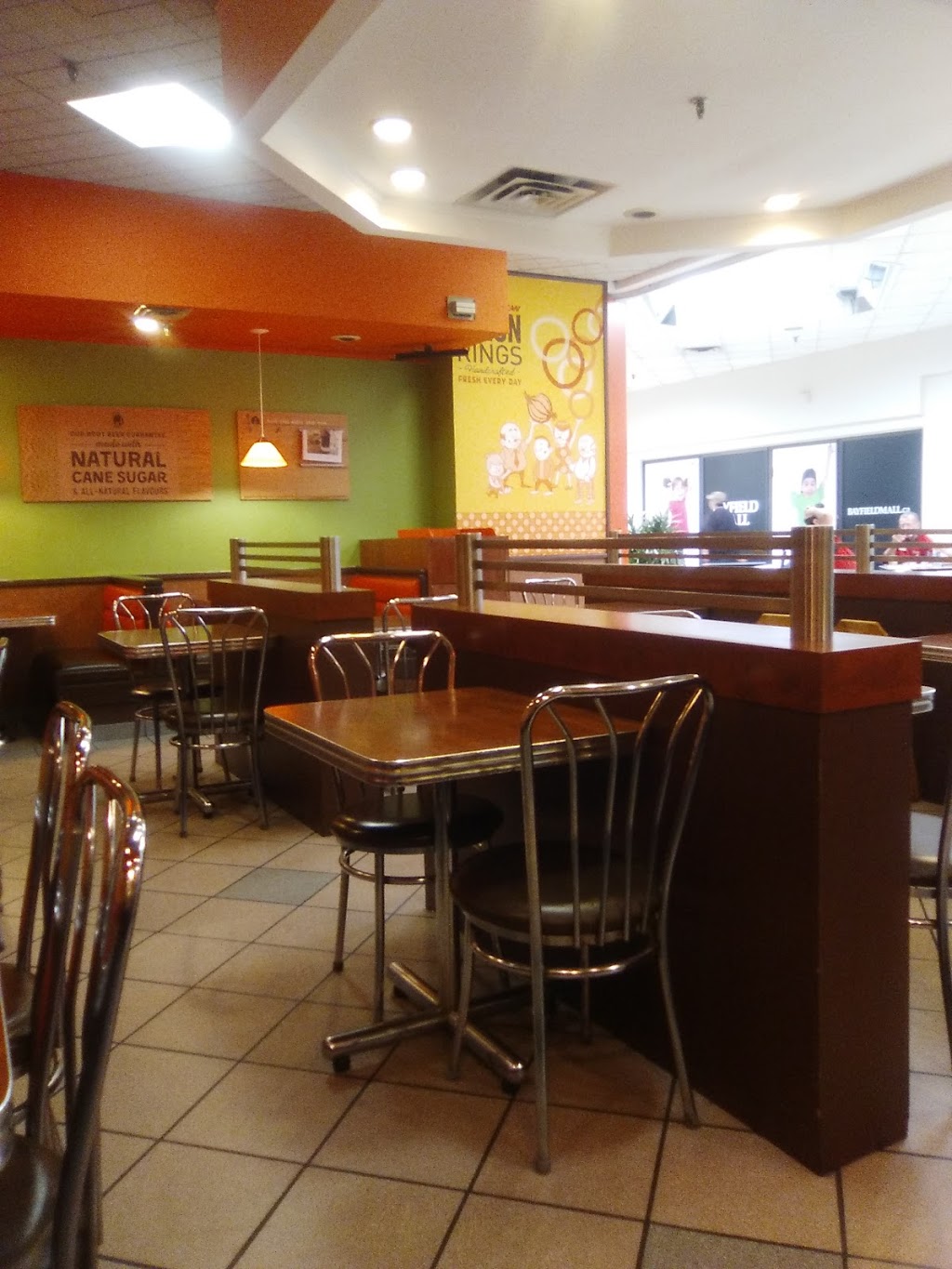 Bayfield Mall | 320 Bayfield St, Barrie, ON L4M 3C1, Canada | Phone: (705) 726-7632