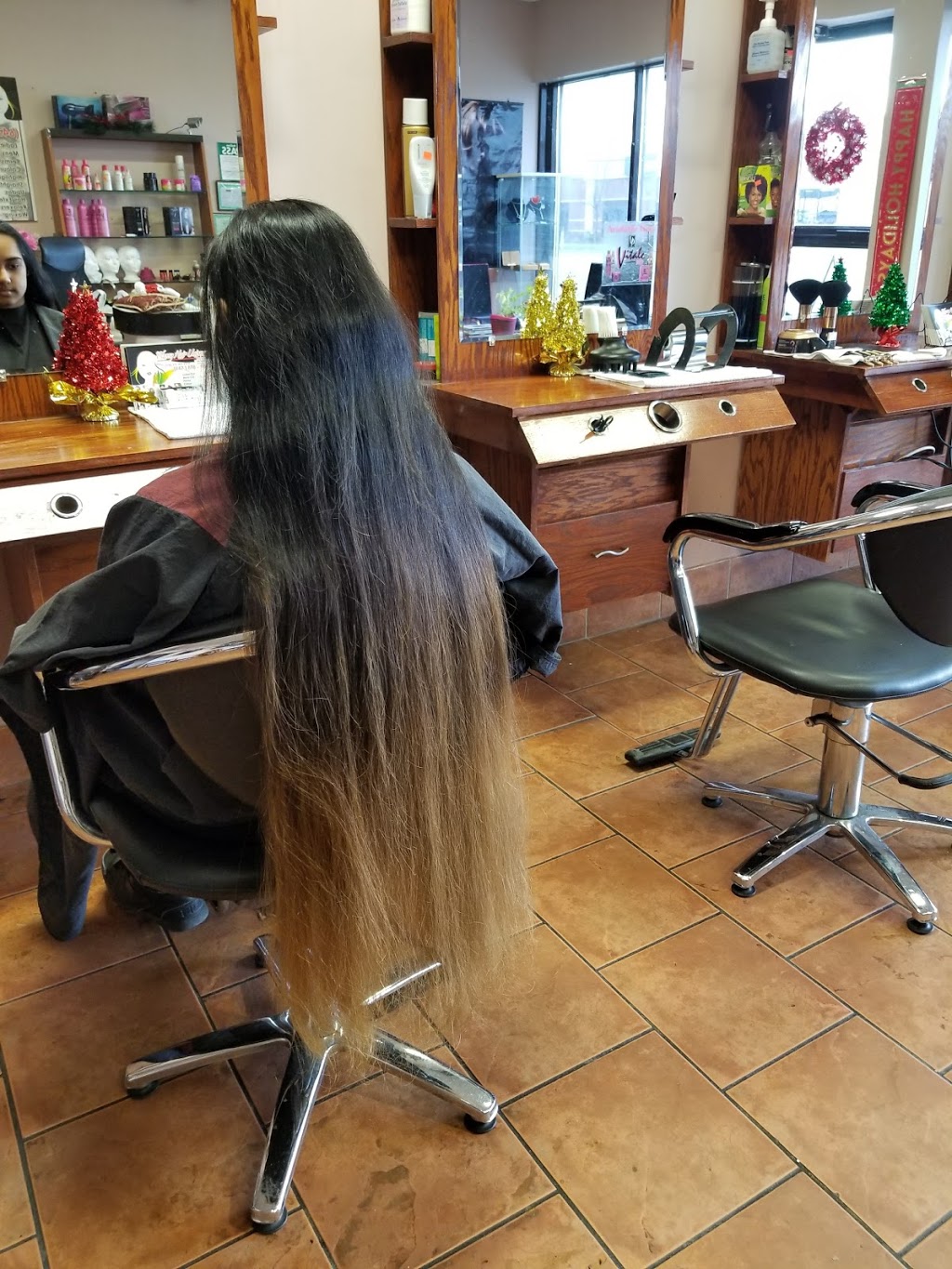Classy hair Unisex | 3480 Lawrence Ave E, Scarborough, ON M1H 1A9, Canada | Phone: (647) 898-9831
