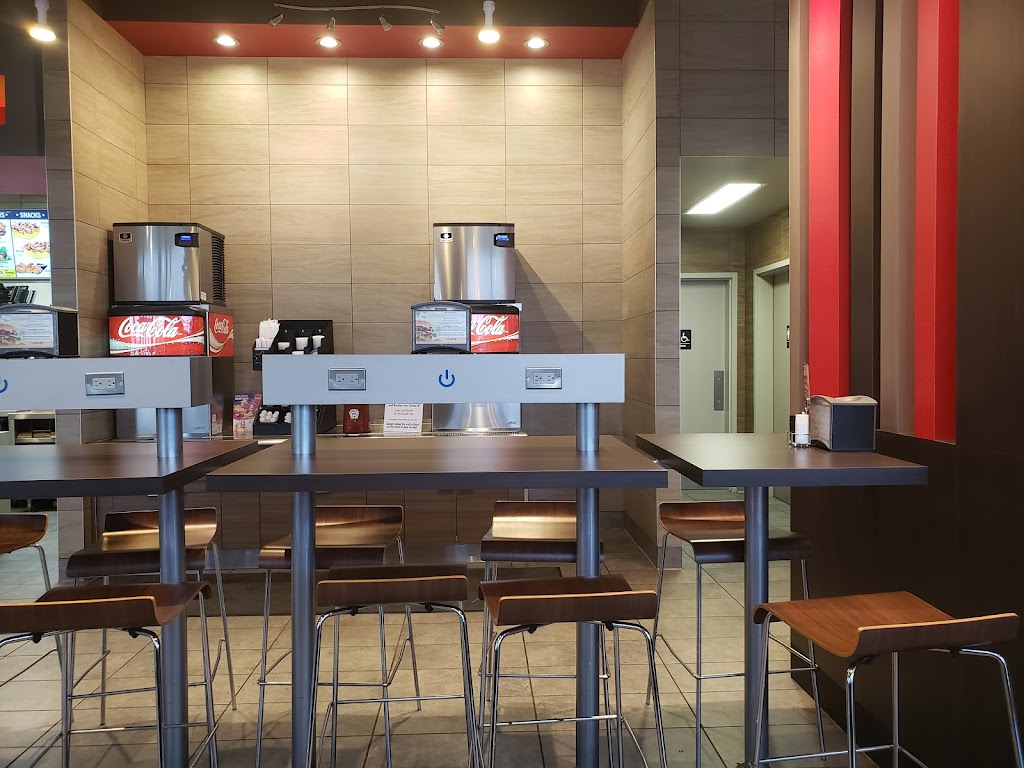 Carls Jr. | 159B Leva Ave #101, Red Deer, AB T4E 0A5, Canada | Phone: (403) 340-0267