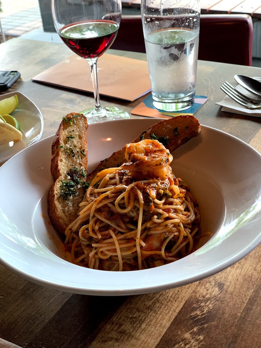 Cactus Club Cafe Southpoint Mall | 15079 32 Ave, Surrey, BC V3S 0G3, Canada | Phone: (604) 535-8799