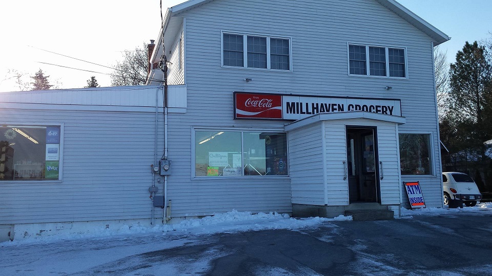 Millhaven Grocery | 5532 Bath Rd, Bath, ON K0H 1G0, Canada | Phone: (613) 352-3352