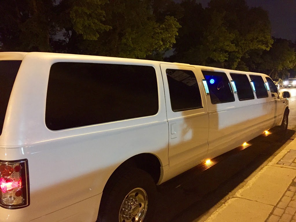 Rainbow Limousine Winnipeg | 1302 Leila Ave, Winnipeg, MB R2P 1J7, Canada | Phone: (204) 960-6662