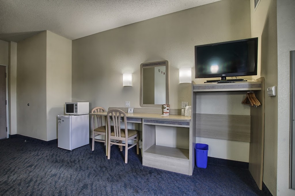 Motel 6 London Ontario | 810 Exeter Rd, London, ON N6E 1L5, Canada | Phone: (519) 680-0900