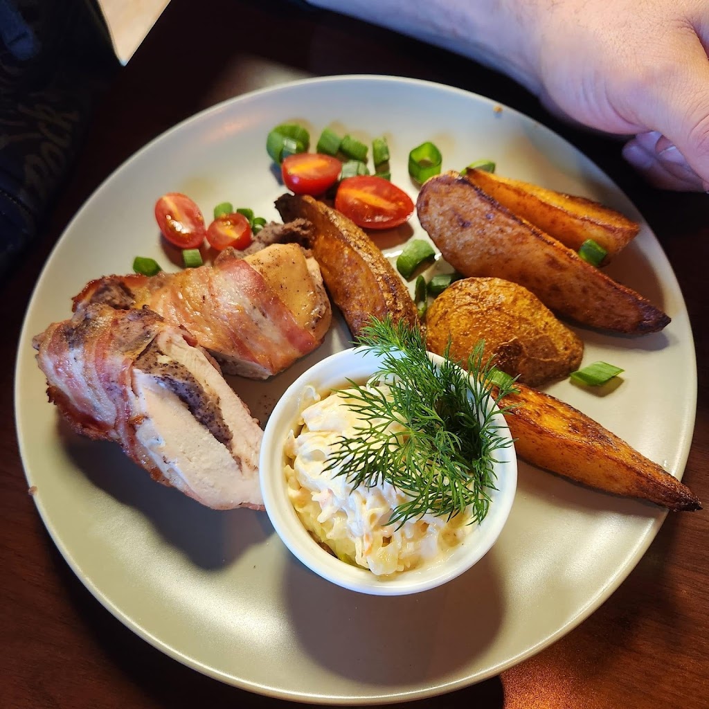 Bacon & Beans | 4820 50 St, Millet, AB T0C 1Z0, Canada | Phone: (780) 387-3635