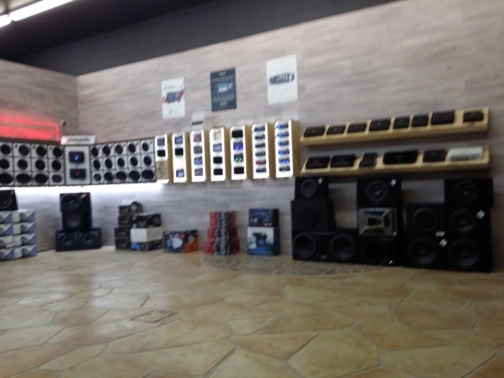 Auto Perfect Son | 2517 Boulevard Curé-Labelle, Laval, QC H7T 1R6, Canada | Phone: (450) 934-9866