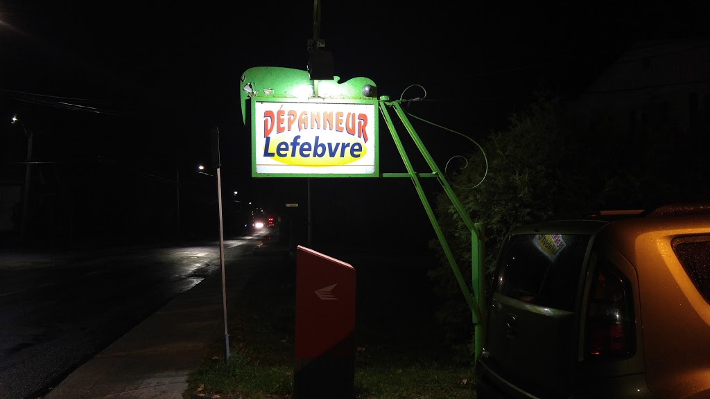 Depanneur Lefebvre Inc | 369 Rue Merry N, Magog, QC J1X 1G7, Canada | Phone: (819) 843-8353