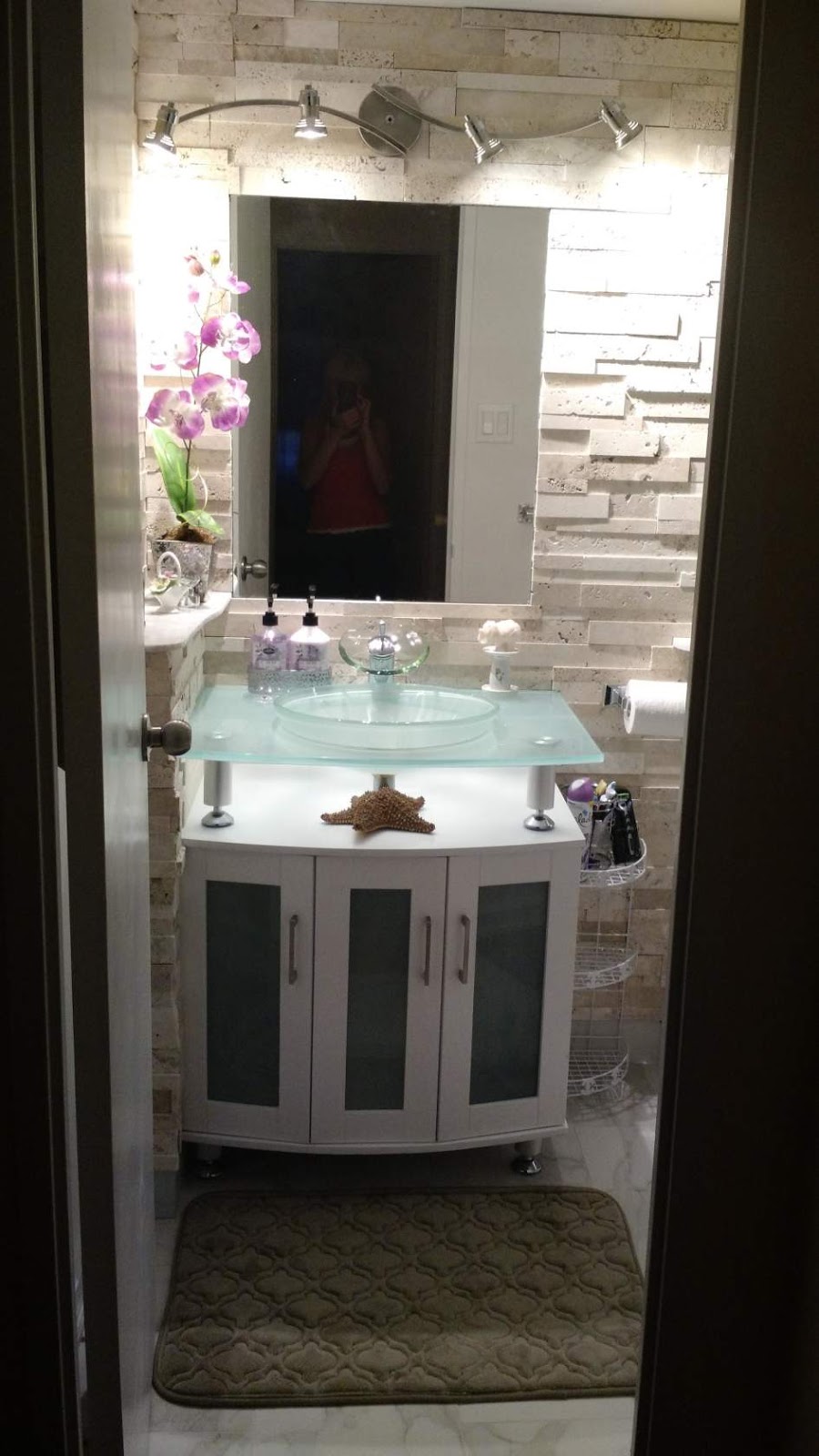 Chekmak service-tile setter | 362 The East Mall, Etobicoke, ON M9B 6C4, Canada | Phone: (416) 543-3735