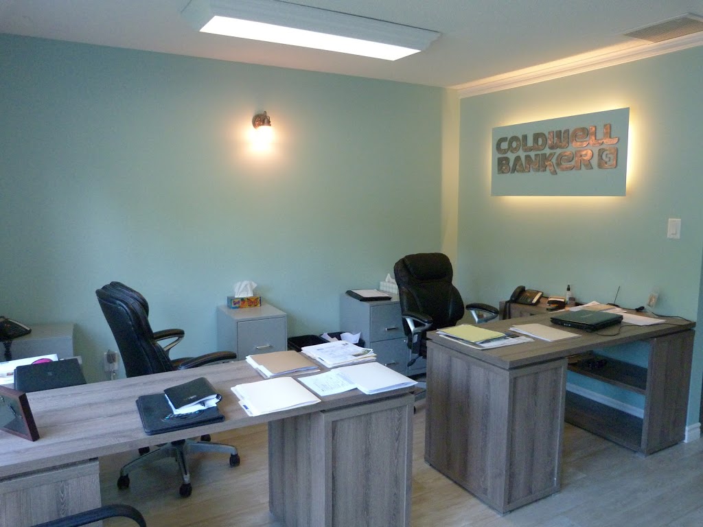 Coldwell Banker Appleby Real Estate | 82 Ontario St S, Grand Bend, ON N0M 1T0, Canada | Phone: (519) 238-7355