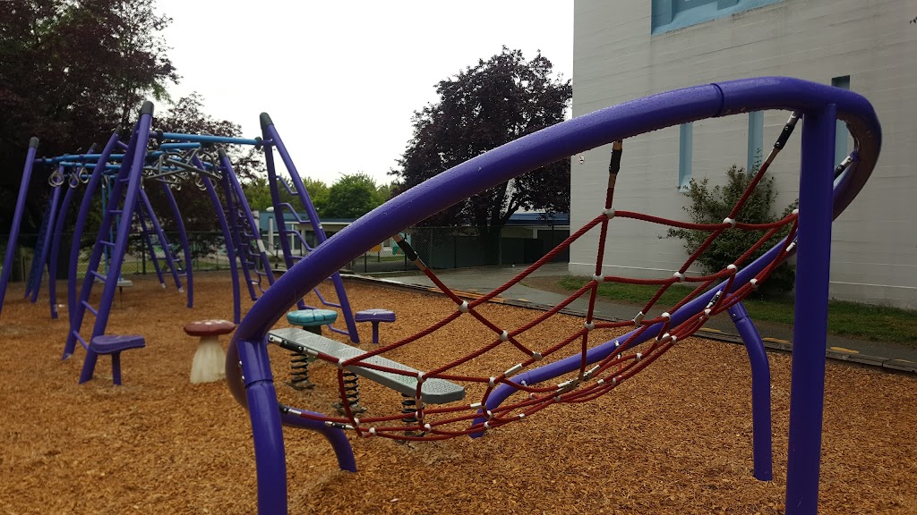 Sir Alexander Mackenzie Elementary School | 960 E 39th Ave E, Vancouver, BC V5W 1K8, Canada | Phone: (604) 713-4799