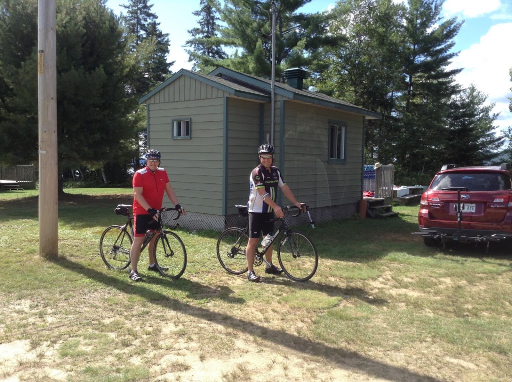 Centre touristique du Lac-Simon | 1216 Rue Principale, Duhamel, QC J0V 1G0, Canada | Phone: (800) 665-6527
