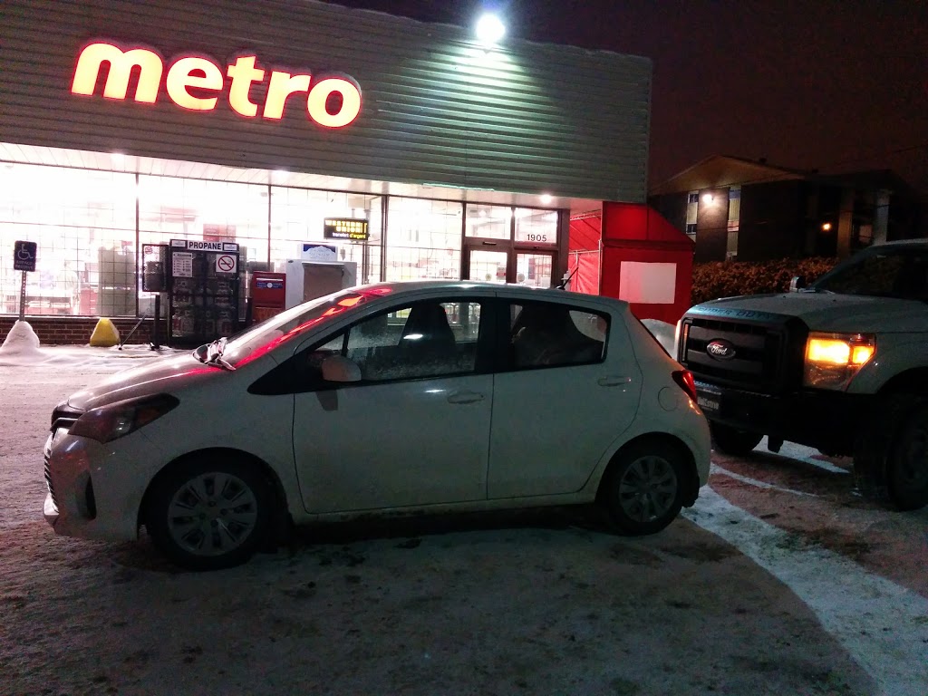 Metro Belvedere | 1905 Rue Belvédère S, Sherbrooke, QC J1H 5S1, Canada | Phone: (819) 566-5596