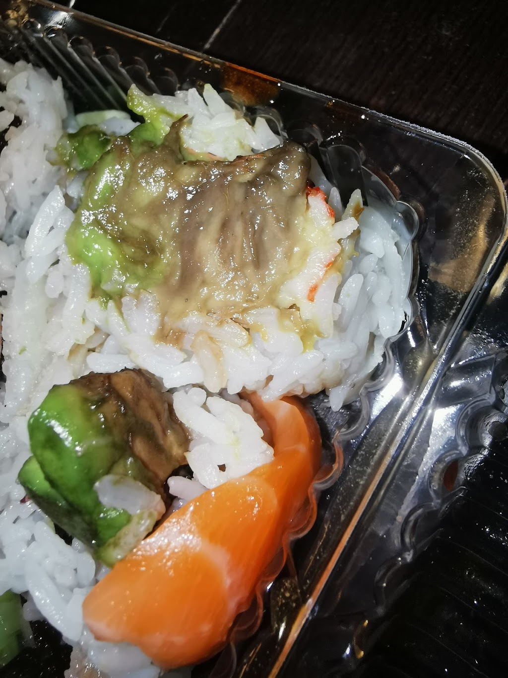 Decent Asian cuisine(Chinese food&Sushi) | 79 E Davis St, Trenton, ON K8V 4K9, Canada | Phone: (613) 800-0373