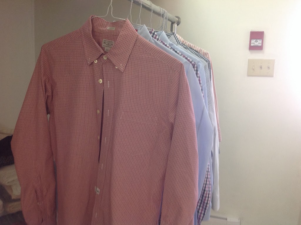 2194 Laundry | 2194 Dundas St W, Toronto, ON M6R 1X3, Canada | Phone: (416) 895-1502