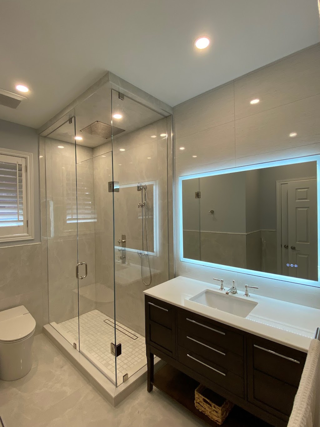Glass Build Canada Ltd | 7250 Keele St Unit 151, Concord, ON L4K 1Z8, Canada | Phone: (647) 685-4636