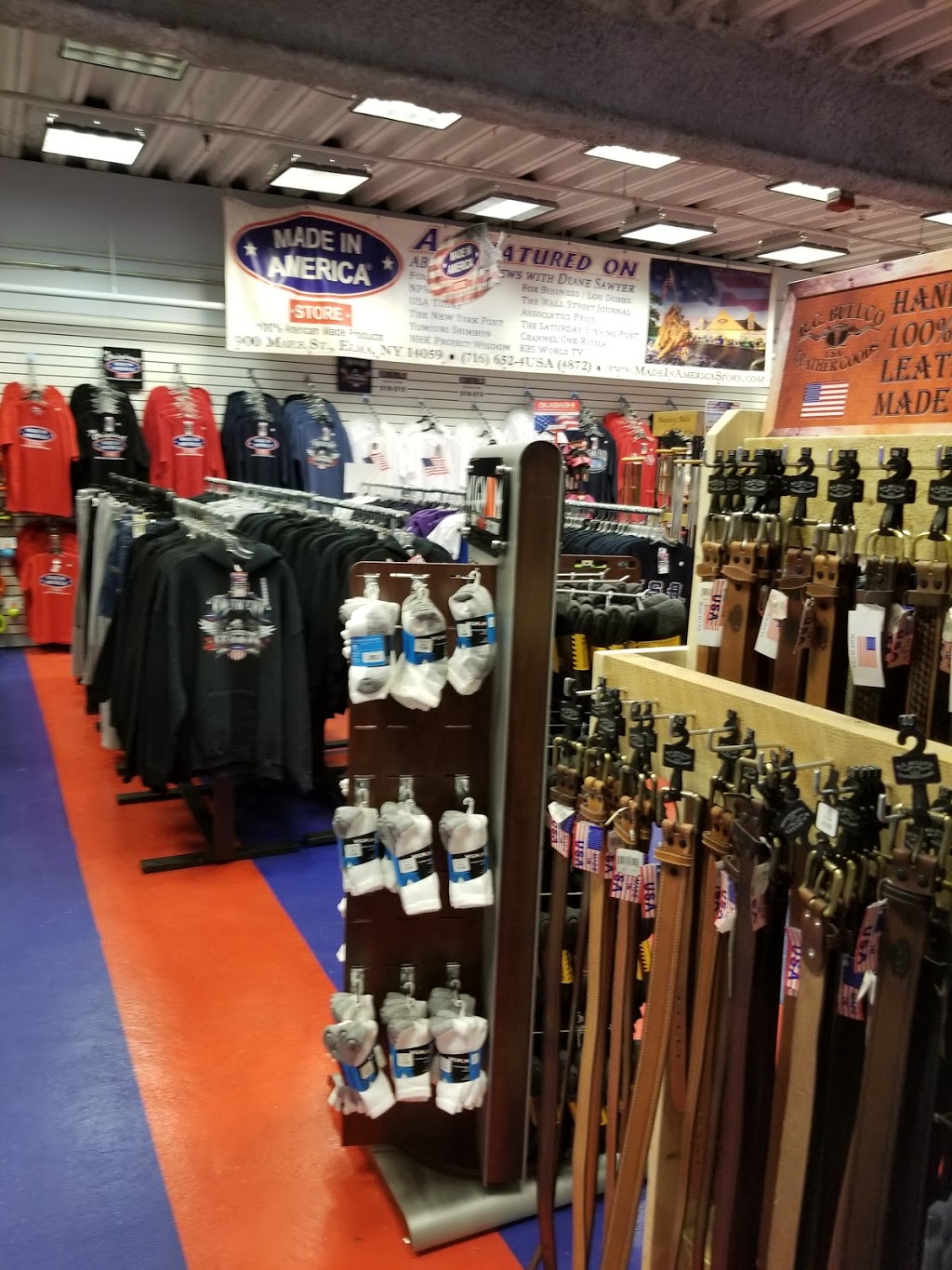 Made In America Store Souvenir & Gift Shop *SECOND FLOOR* | 360 Rainbow Blvd, Niagara Falls, NY 14303, USA | Phone: (716) 304-3622