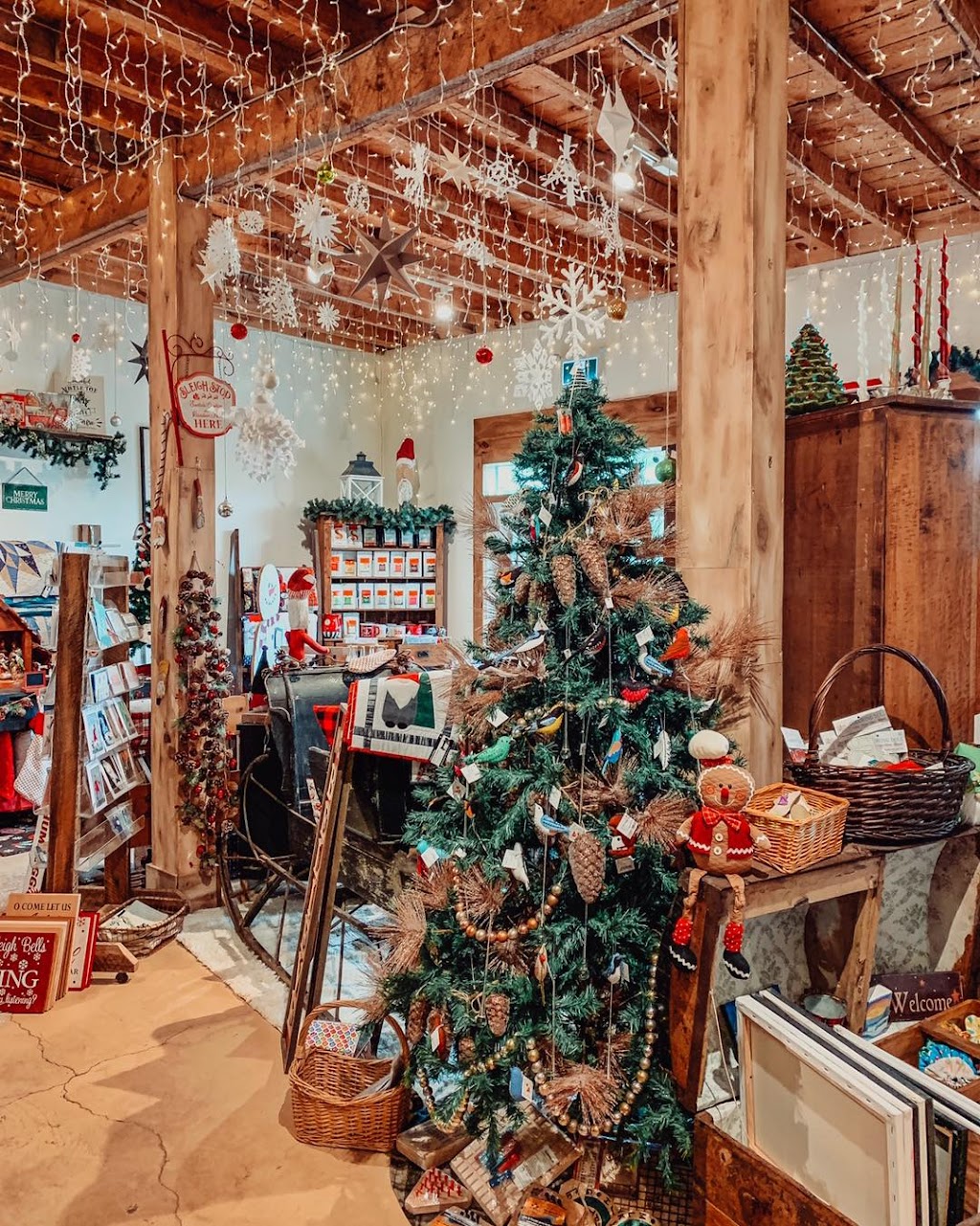 Star & Stable Christmas Store | 685 Rustico Rd #7, North Milton, PE C1E 0X5, Canada | Phone: (902) 620-7280