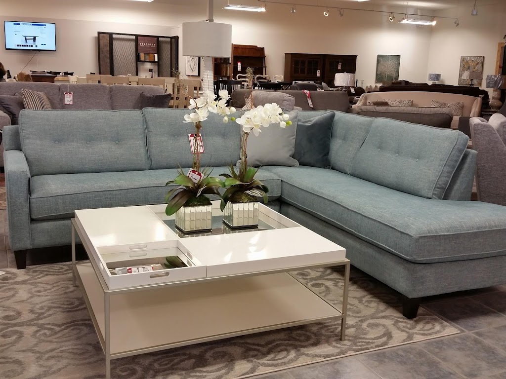 Perrys Furniture | furniture store | 138 Millennium Dr, Quispamsis, NB E2E 6E6, Canada | 5068471409 OR +1 506-847-1409
