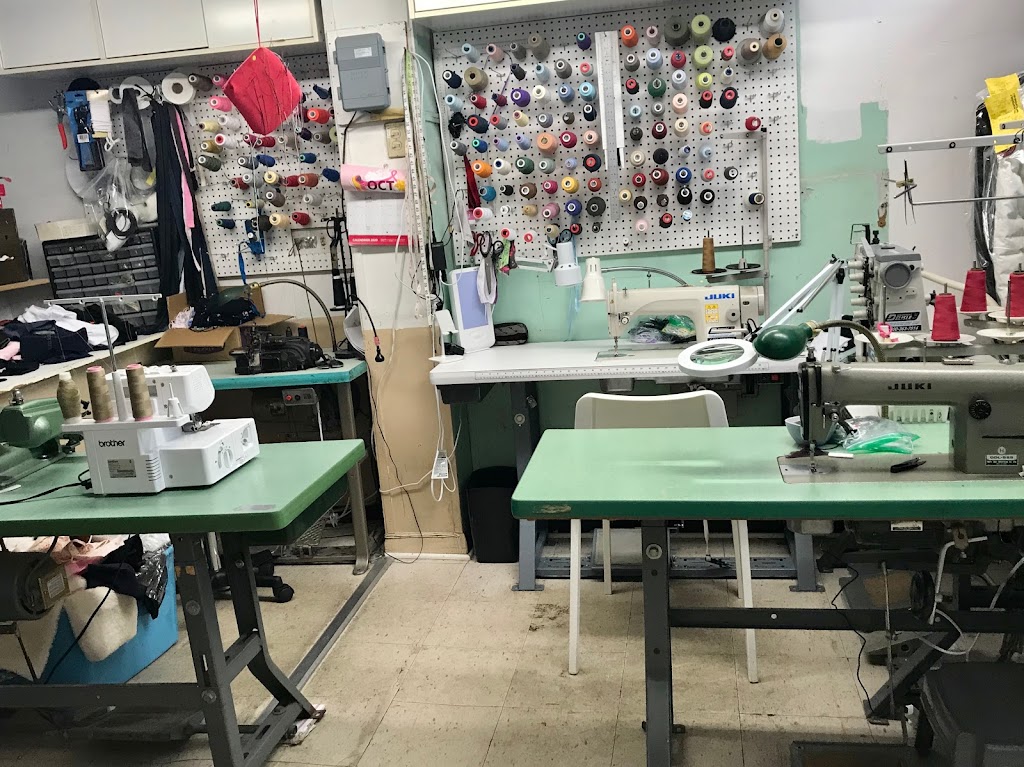 Nettoyeurs-Tailleurs Beaconsfield | 454B Bd Beaconsfield, Beaconsfield, QC H9W 4B9, Canada | Phone: (514) 697-9266