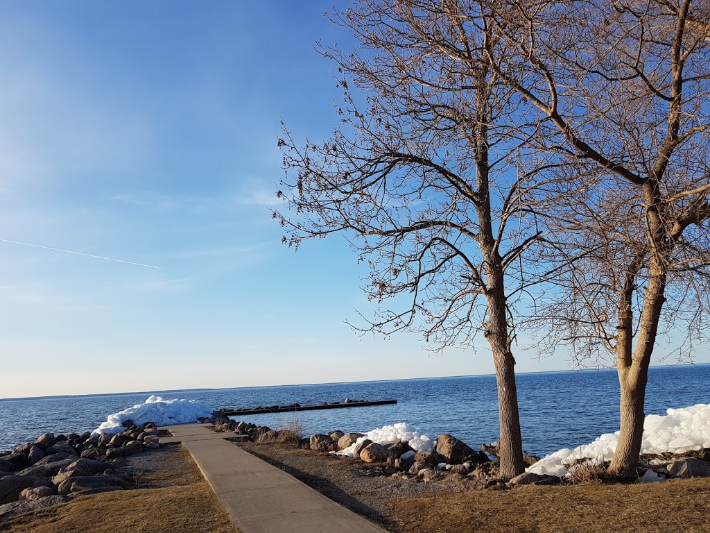 Willow Wharf Park | Lake Dr E, Willow Beach, ON L0E 1S0, Canada