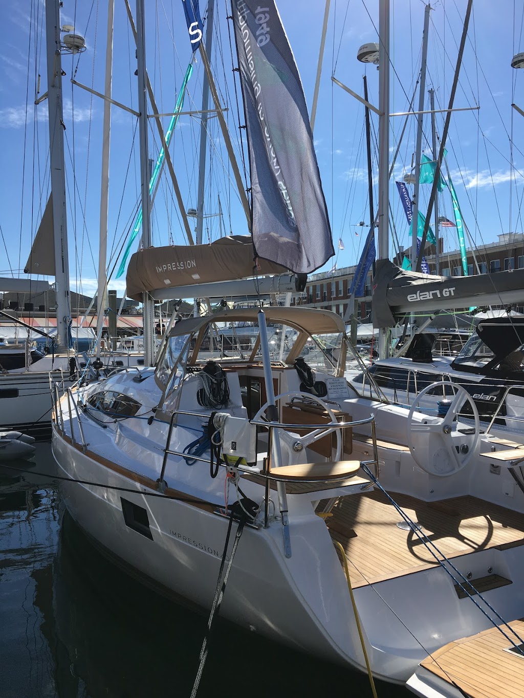 Agence de vente Springline Yacht inc | 982 Rue Principale RR 2, Île-aux-Noix, QC J0J 1G0, Canada | Phone: (514) 705-3695