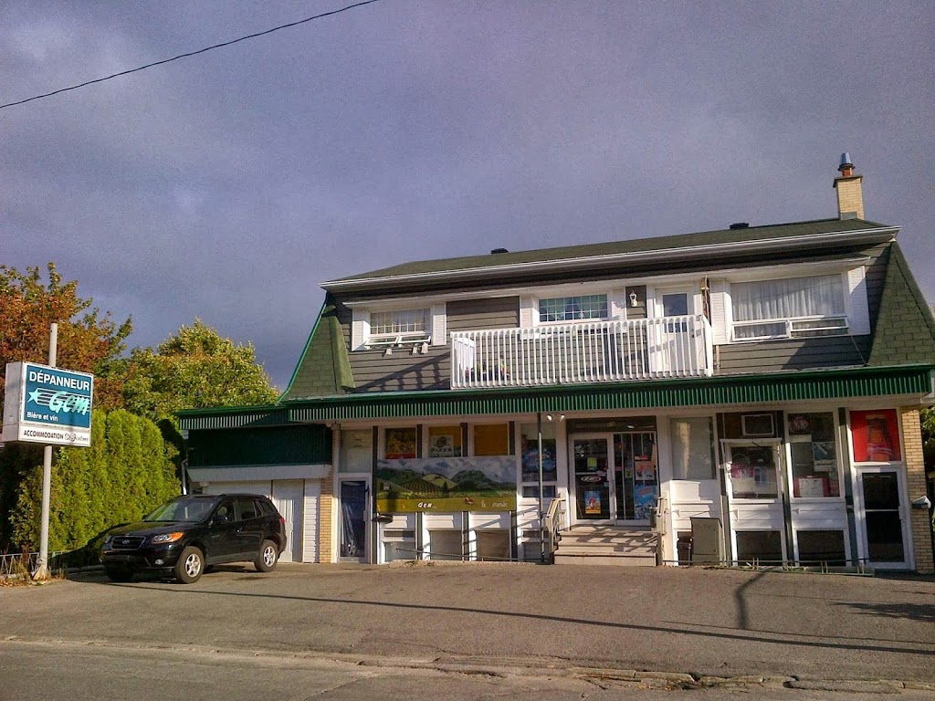 Accommodation St-Jérôme Enr | 570 63e Rue E, Québec, QC G1H 1Y8, Canada | Phone: (418) 626-0527