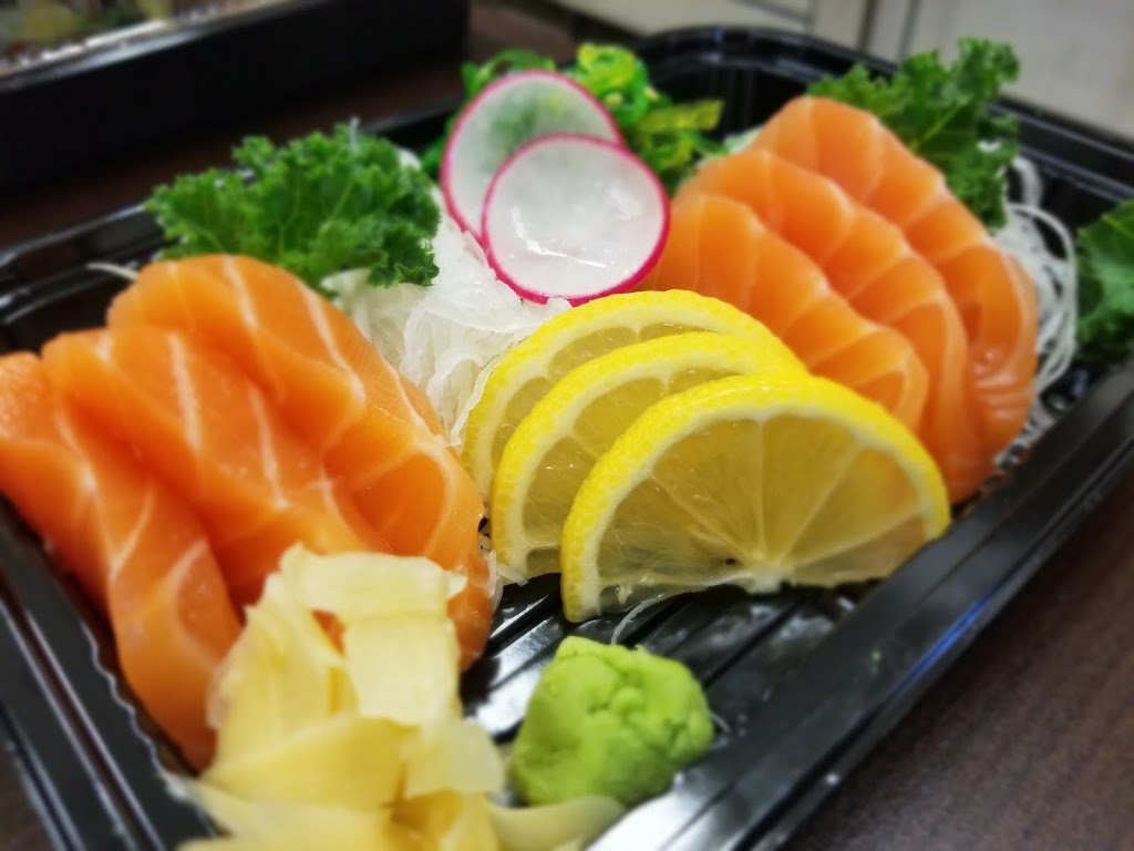Roll&Chicken | 3026 Ross Rd, Nanaimo, BC V9T 3Z1, Canada | Phone: (250) 585-6188
