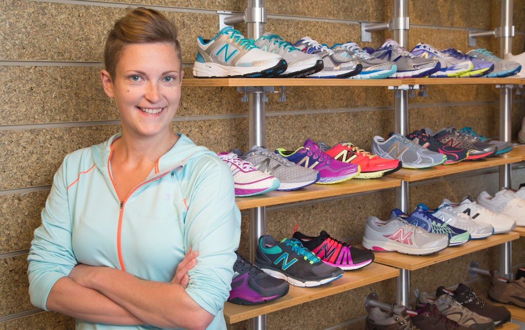 Canadian Footwear | Station Mall, 5005 Dalhousie Dr NW #173, Calgary, AB T3A 5R8, Canada | Phone: (403) 220-1118